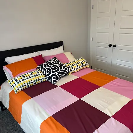 Beautiful And Cozy Room Calgary Exterior photo